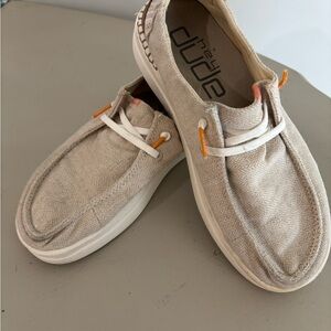 Hey Dudes: Tan Sparkles, Women's Size 6, Good Condition